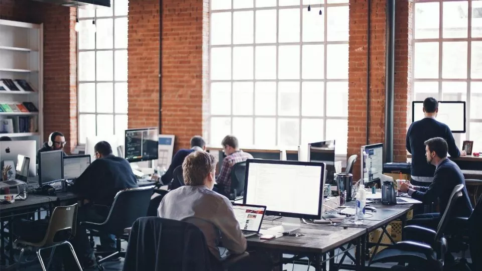 Как выбрать веб-студию в Октябрьске по кейсам