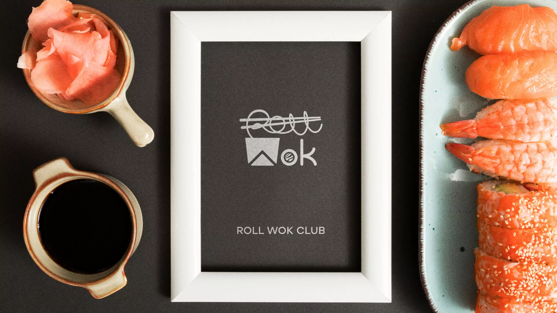 Разработка логотипа суши-бара «Roll Wok Club» в Октябрьске