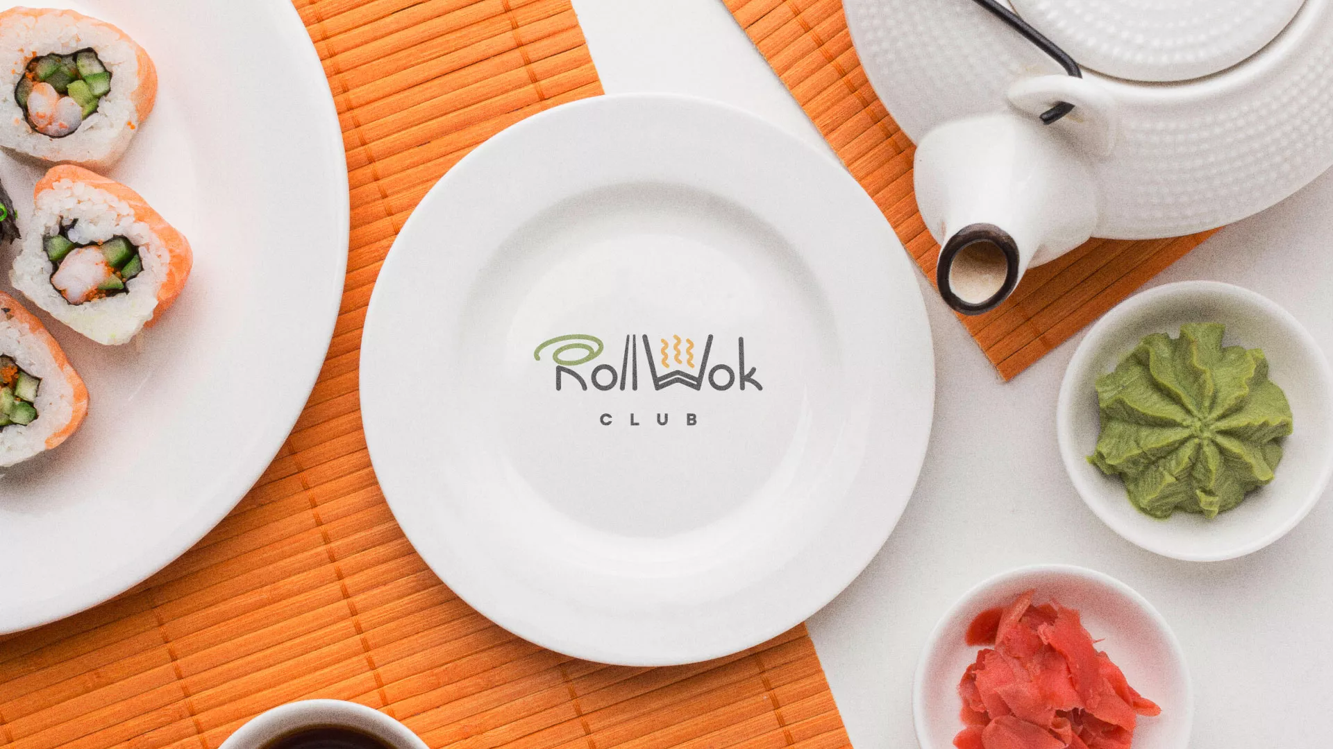 Разработка логотипа и фирменного стиля в Октябрьске для суши-бара «Roll Wok Club» Разработка логотипа и фирменного стиля в Октябрьске для суши-бара «Roll Wok Club»